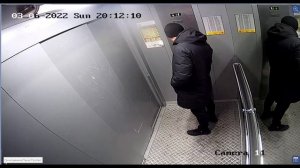 Похож как на обрыв троса лифта. Март 2022.