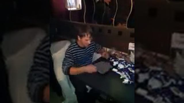 Парень хочет заработать ... 40000 рублей смотреть онлайн