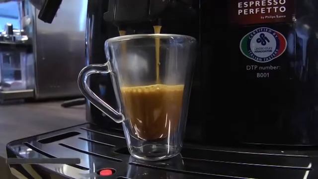 Philips Saeco Intelia Focus HD8751 espressomachine productvideo, uitleg Koffiediscounter.nl смотреть онлайн