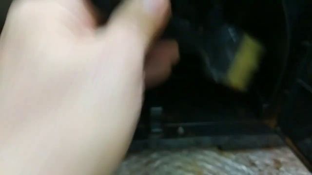 Polaris PACM2060 застрял заварочный блок. Решается своими руками за 15 минут. смотреть онлайн