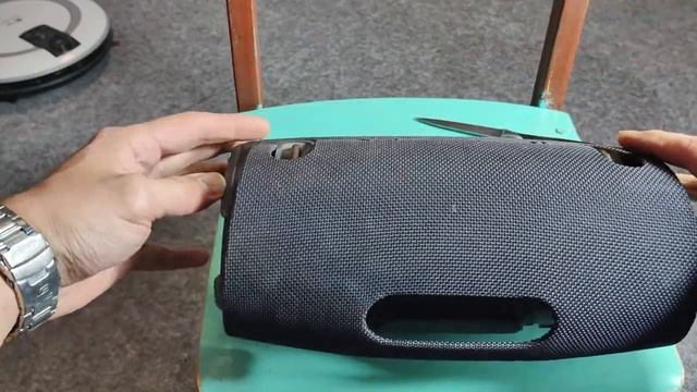 Как снять аккумуляторную батарею в JBL Xtreme 3 смотреть онлайн