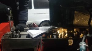 #Часть 9. Cummins ISX 15. Установка и протяжка ГБЦ.