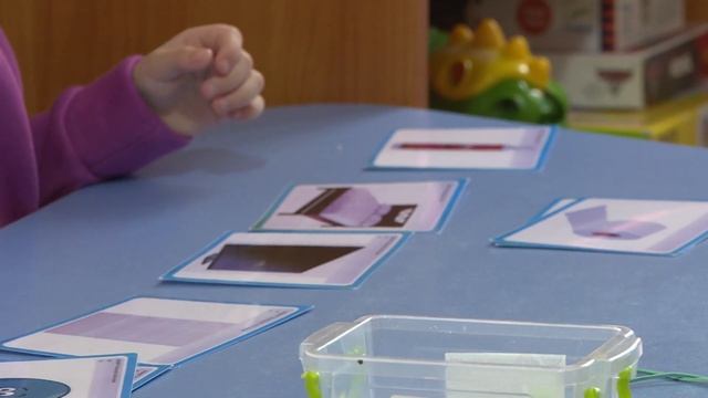 КАКИЕ ЗАНЯТИЯ НУЖНЫ ДЕТЯМ-АУТИСТАМ смотреть онлайн