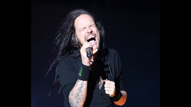 Jonathan Davis Starts To Scat Uncontrollably