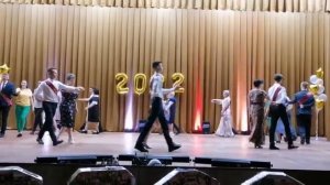 танец мам и сыновей - выпускников 2022