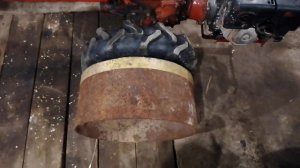 Мотоблок Мтз.  Самодельные железные колеса с грунтозацепами для вспашки.