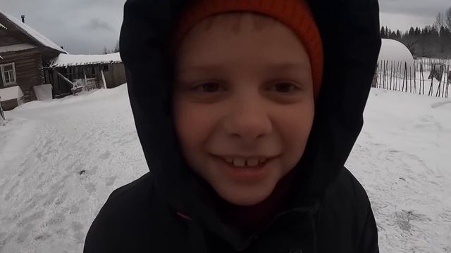 Шашлык в -30 и баня. Распаковка посылки. Мама приехала смотреть онлайн