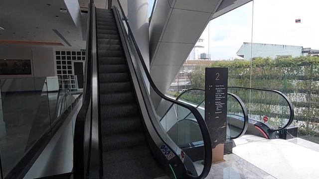 【立地が便利】コートヤードプーケット宿泊記。お部屋・プール・レストラン朝食をVlogレビュー смотреть онлайн