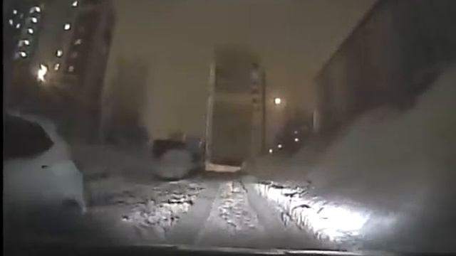4-х канальный автомобильный регистратор SD-MDWR SW-0001 смотреть онлайн