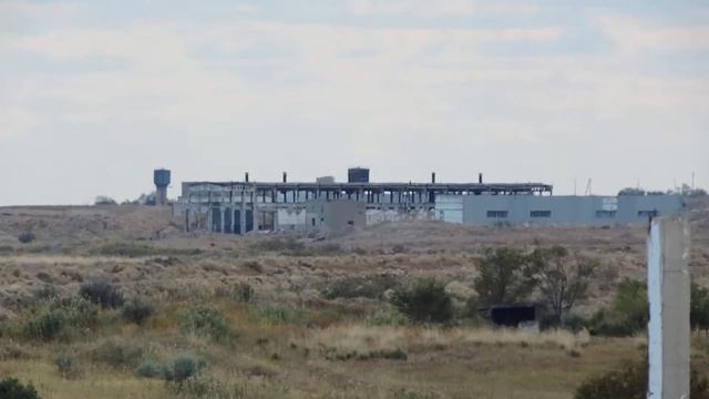 У СПРН Дарьял-У вид на фундамент приемного центра смотреть онлайн