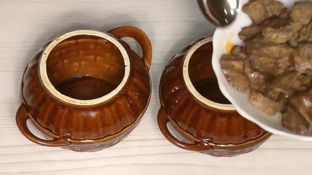 Гречка с куриной печенью в горшочках. /// Buckwheat with chicken liver in pots. смотреть онлайн