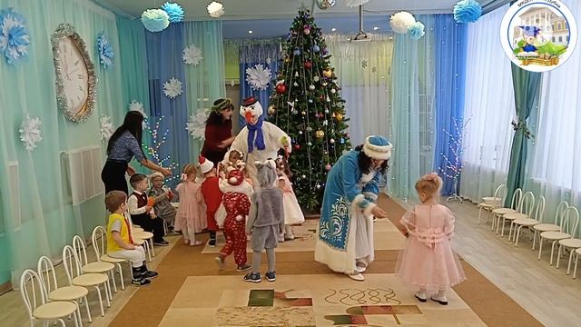 Новогодний утренник ''Снеговик в гостях у ребят'' 2 мл.гр. ''Ягодки'' смотреть онлайн