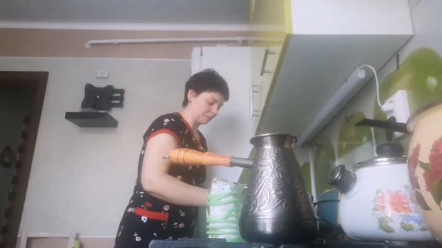 Обычное утро// Вареники с фаршем и сырым картофелем? смотреть онлайн