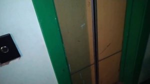 "Старый-новый" лифт.)