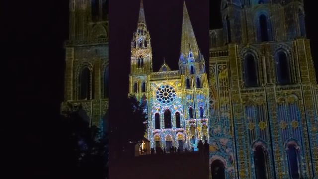 Chartres (Шартр) — город, расположенный в 90 км на юго-запад от Парижа смотреть онлайн