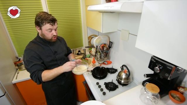 Лекция по кулинарии. Рецепты на пасхальную неделю. Блины с припеком – луком и яйцами смотреть онлайн