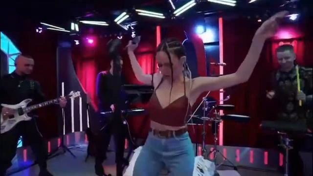 Екатерина Иванчикова-ГРУППА LOWA-Как живет певица-Биография Знаменитостей смотреть онлайн