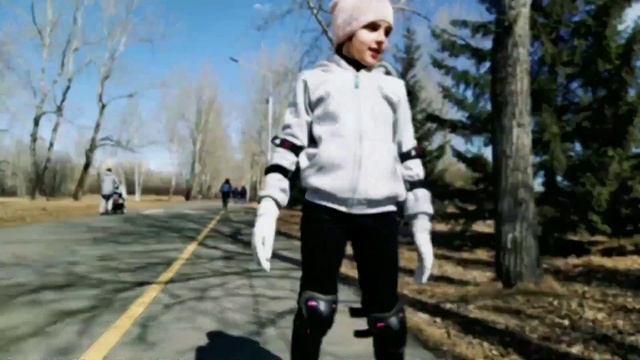 Татышев парк Красноярск Гимнастика Мисс Вера Прогулка Ролики #МиссВера смотреть онлайн