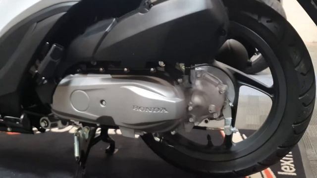 Honda Vision 50 смотреть онлайн