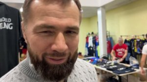 Интересные истории от Асланбека Хуштова.