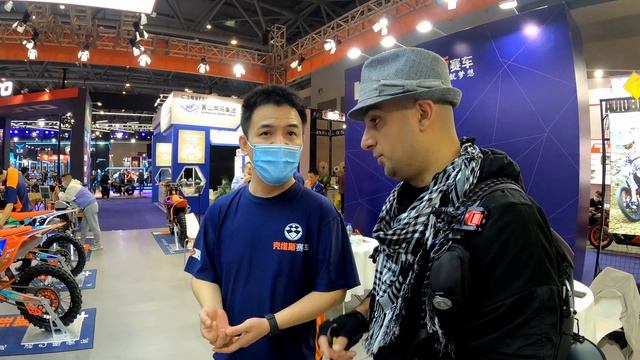 A new Chinese 800cc is coming. Interview with the KEWS representative at CIMAMotor 2022, Chongqing смотреть онлайн