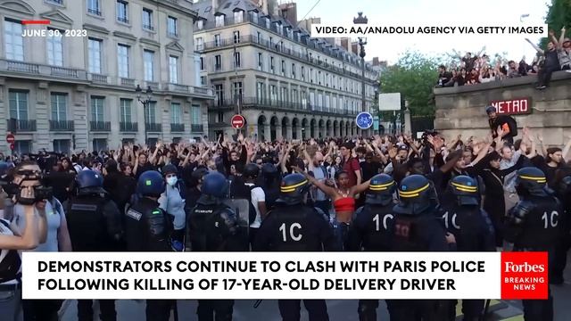 New Footage Of Continued Unrest In Paris, France, After Deadly Police Shooting Of 17-Year-Old смотреть онлайн