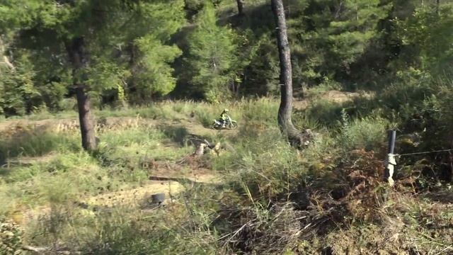 KAWASAKI KX450F смотреть онлайн