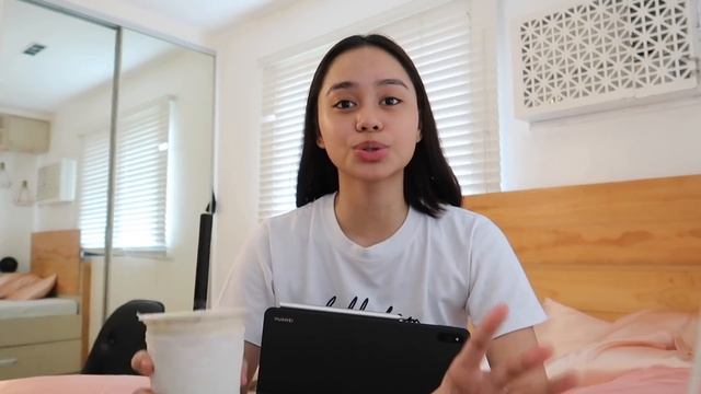 Reality of Being A Student-Vlogger ? *bad grades? quitting school?* | ThatsBella смотреть онлайн