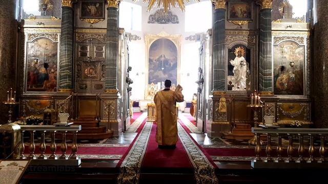 Божественная литургия в Казанском кафедральном соборе в Неделю 1-ю по Пятидесятнице смотреть онлайн