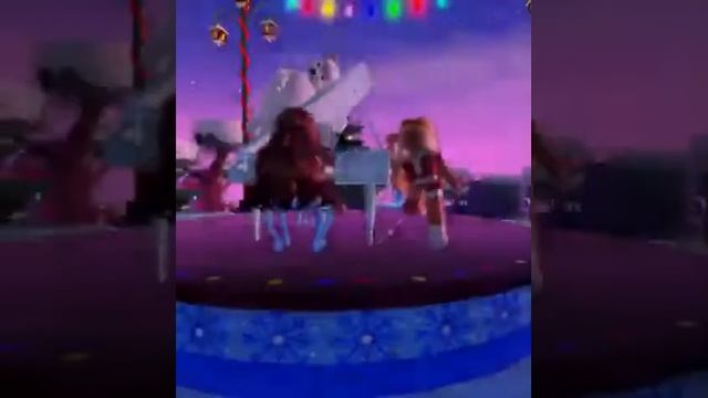 Santa Tell Me! (Roblox RH Music Video) смотреть онлайн