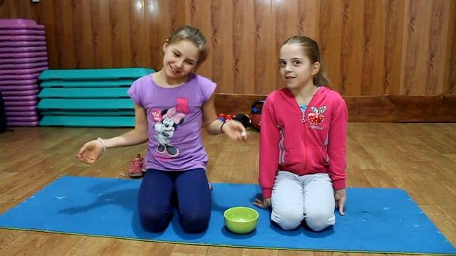 ГИМНАСТИЧЕСКИЙ ЧЕЛЛЕНДЖ! смотреть онлайн