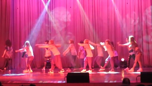 студия танца Dekos, отчётник " Общий " 3+4 группа 20.04.2015 смотреть онлайн