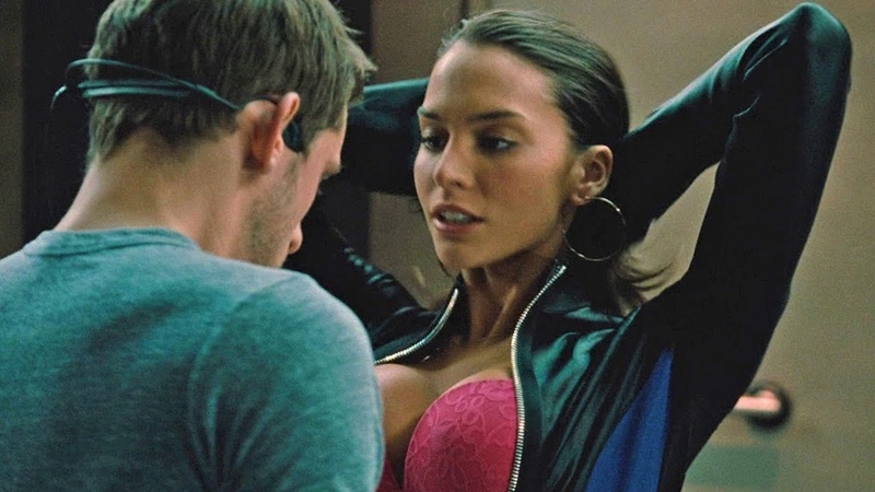 Девушка брата помогает провернуть дерзкое ограбление и украсть бриллиант смотреть онлайн