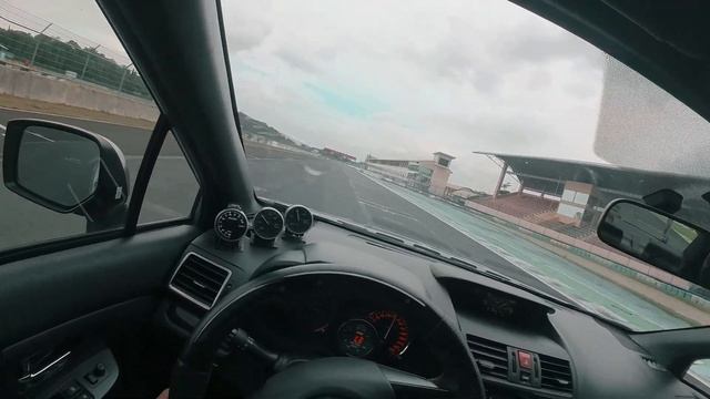 CLARK SPEEDWAY TRACK ATTACK! - BUILD TORTURE TEST - 550WHP WIDEBODY STI - 420WHP WRX - 4K VIDEO смотреть онлайн