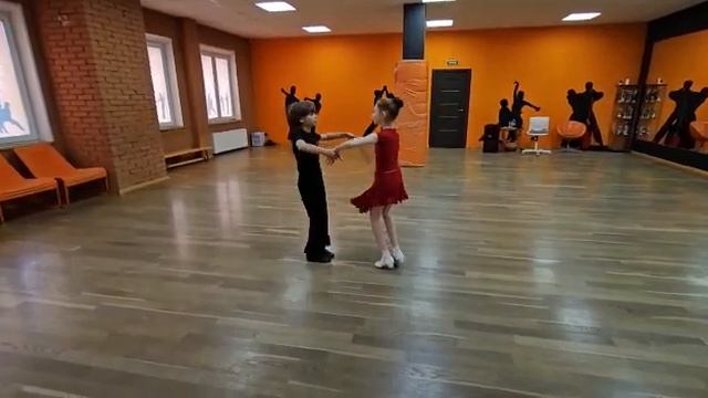 Мелдерс Роман бальные танцы 2 смотреть онлайн