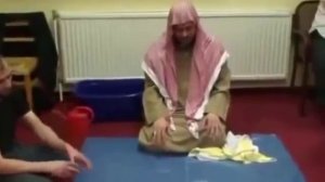 Как правильно брать омовение землей (таяммум).