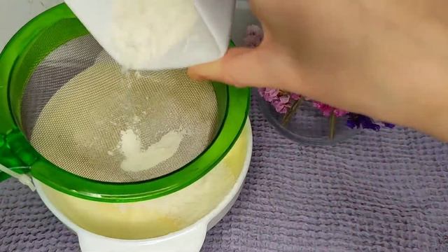 Мука+Яйцо+ Сахар.Я не устаю их готовить.Воздушные Оладьи смотреть онлайн