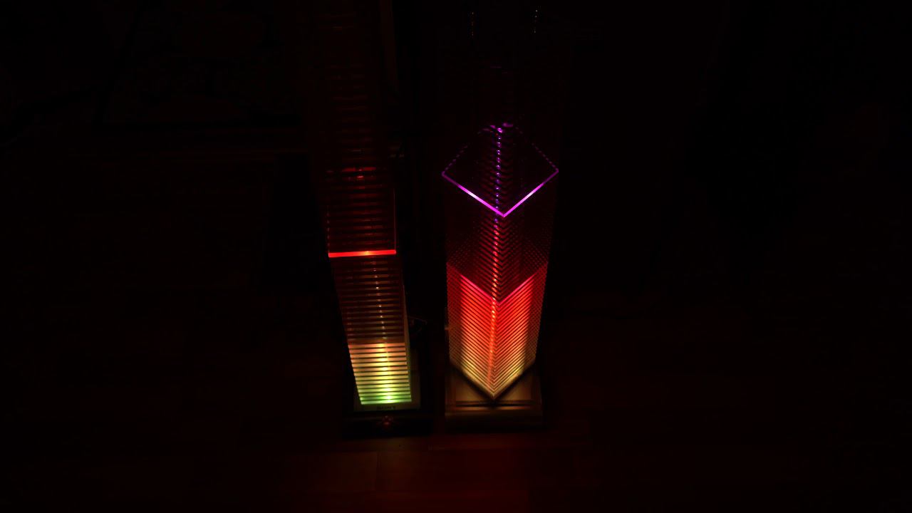 Стерео башни. Two led tower - stereo Vu meter. смотреть онлайн