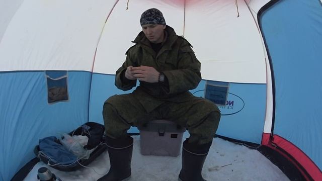 Река Чепца.Зимняя рыбалка 2019. Вечерний клев густеры. смотреть онлайн