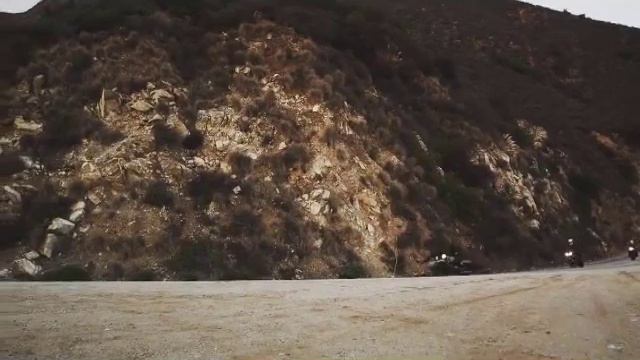 НЕИСЧЕЗАЙ А ТРУНИЛОВ смотреть онлайн