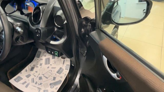 Honda Fit Shuttle, 2012 год смотреть онлайн