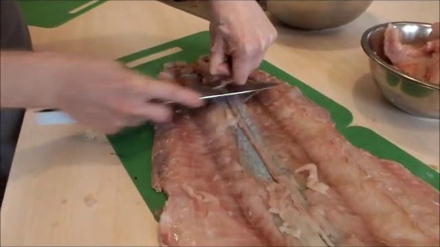 Кулинарные курсы в Набережных Челнах / Фаршируем щуку смотреть онлайн