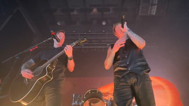 Papa Roach-'Leave a Light On' in Baltimore, MD 9/10/23 смотреть онлайн