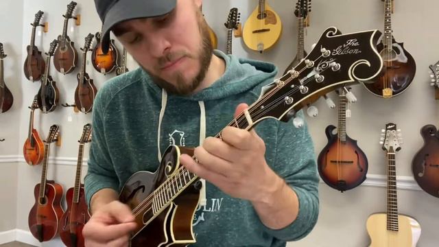 2018 Gibson Mandolin Store Custom смотреть онлайн