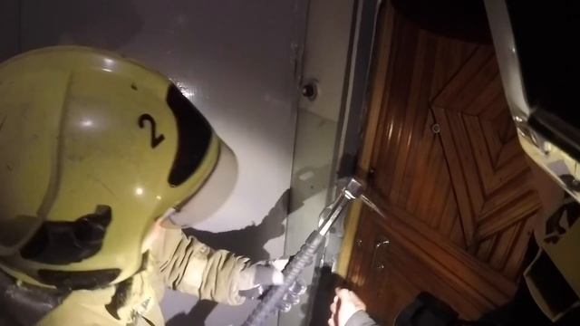 #78. Внимательные соседи! Помочь может каждый! / Attentive neighbors! Everyone can help! смотреть онлайн