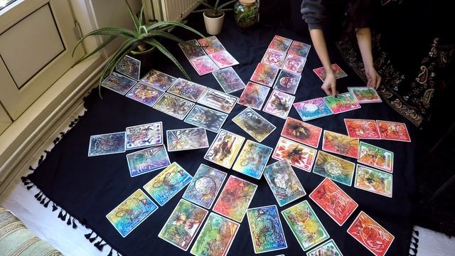 Living Altar Oracle Witches' Wheel Layout смотреть онлайн