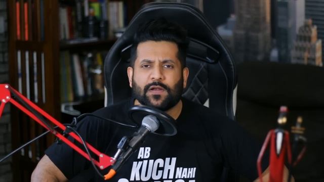German Couple scuffle over Dog's Poop in Jaipur! Who's Right Who's Wrong? | Peepoye смотреть онлайн