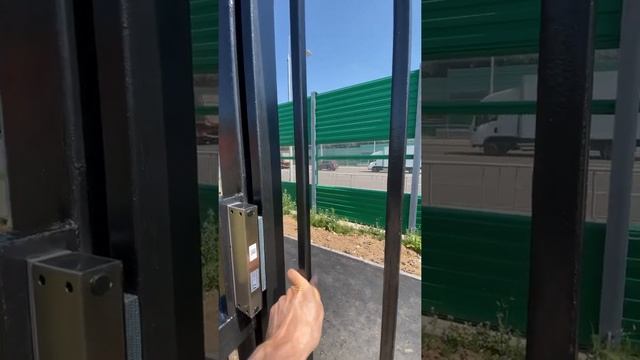 Магнитный замок на калитку в СНТ смотреть онлайн