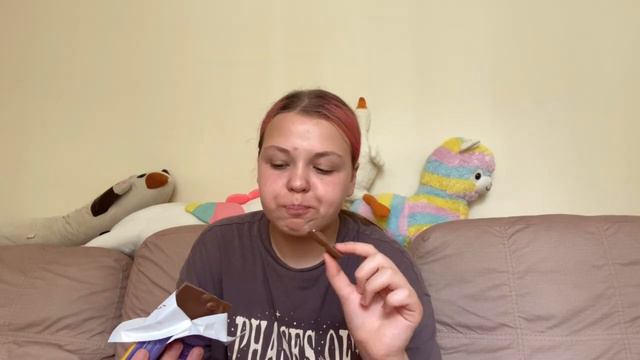 ПРОБУЮ НЕ ОБЫЧНЫЕ ДЛЯ СЕБЯ ВКУСНШКИ смотреть онлайн