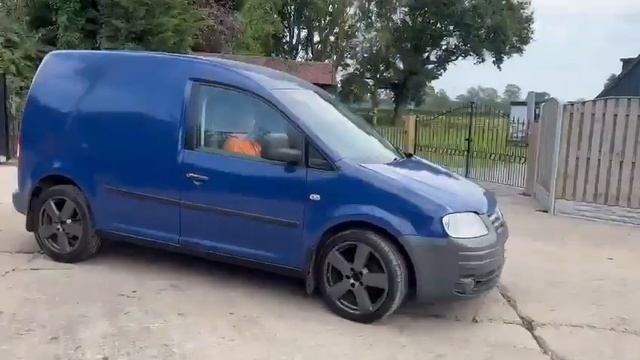 WOLKSWAGON CADDY C2.0TDI VAN * MOT'D TILL SEPTEMBER 2024 * смотреть онлайн